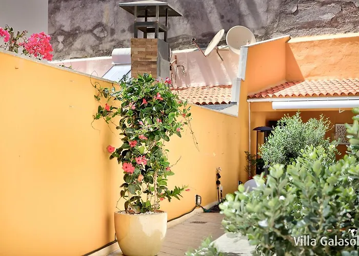 Villa Galasol With Heated Pool