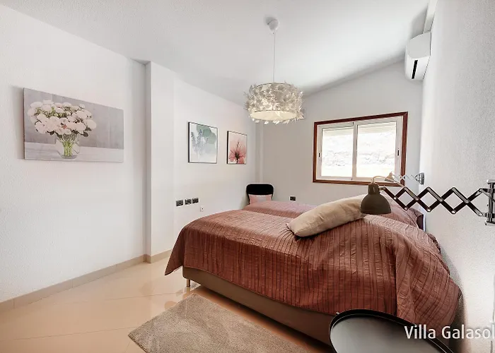 Villa Galasol With Heated Pool *