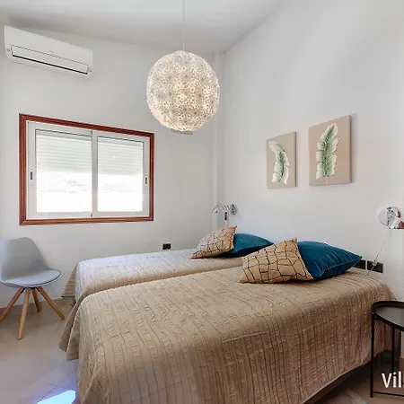 Villa Galasol With Heated Pool