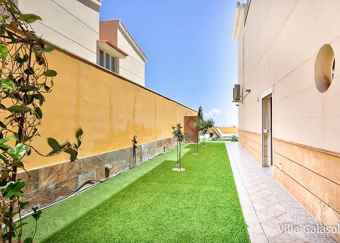 Galasol With Heated Pool Radazul