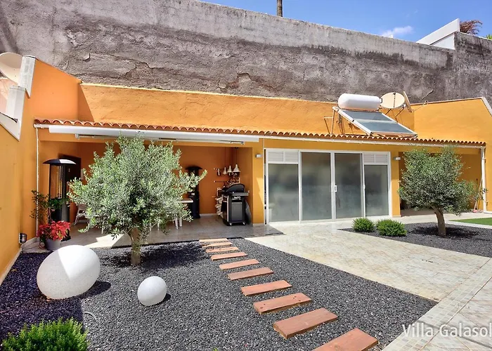 Villa Galasol With Heated Pool